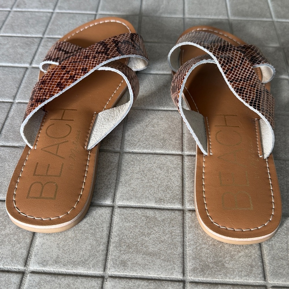 Beach by Matisse Pebble Slide Sandals with leather upper in size 6 - Picture 7 of 10